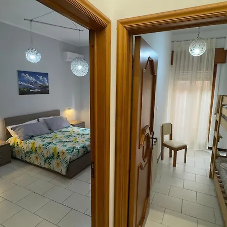 Ninettahouse - *